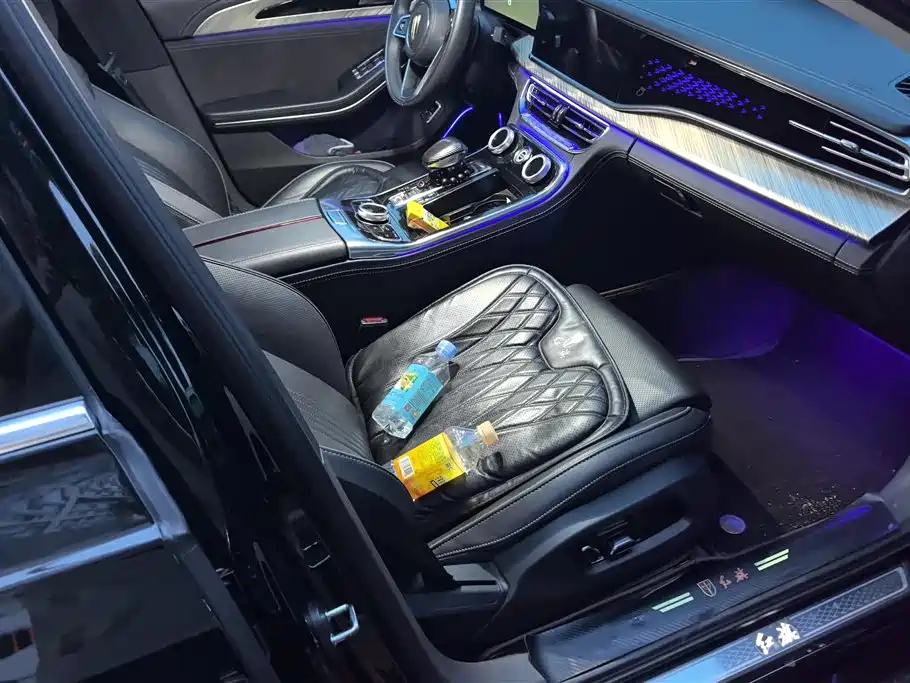 Hongqi H9 2020 2.0T Smart Connection Qi Chang Edition фото 8