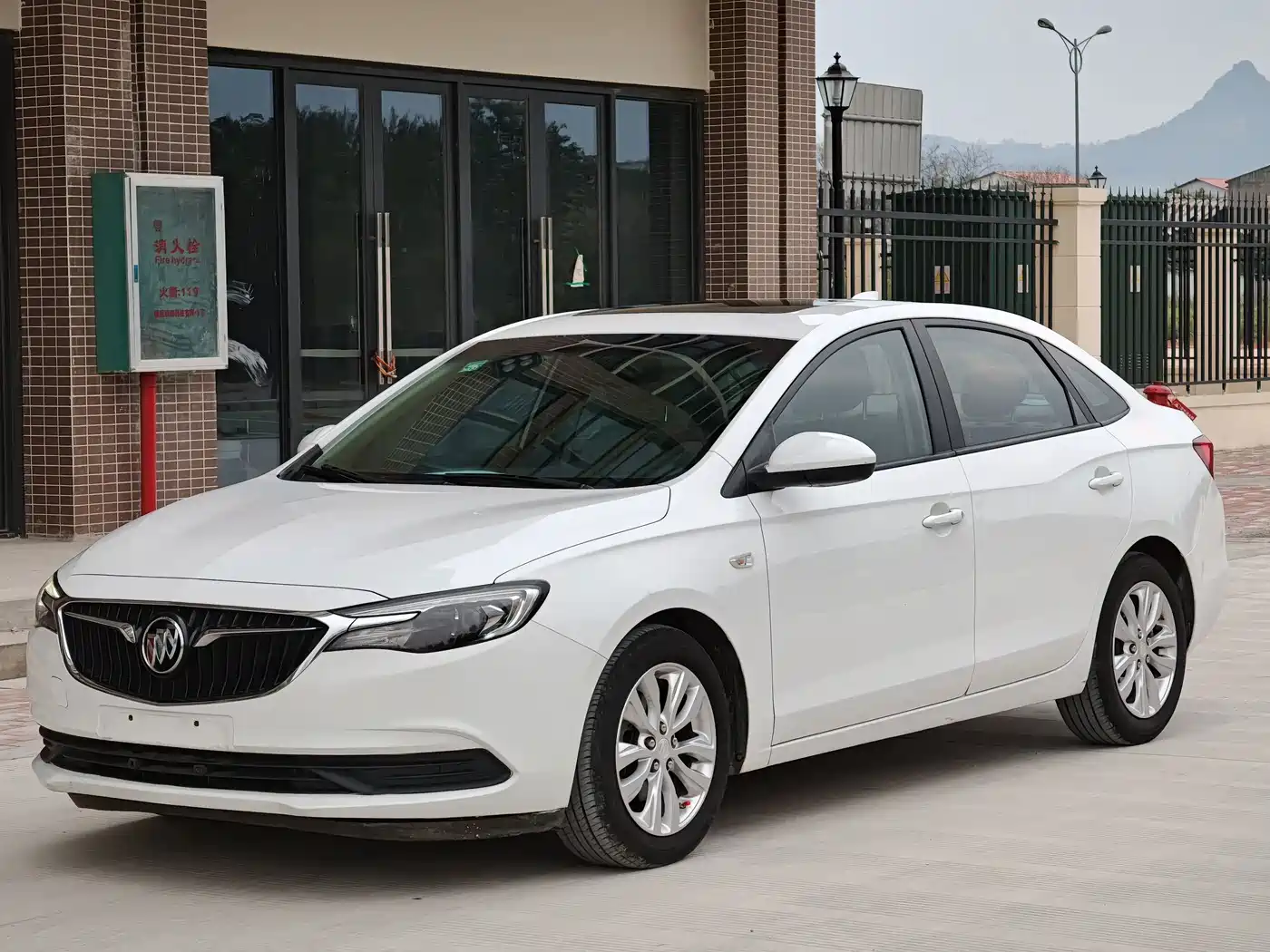 Buick Excelle 2019 15T DCT Connected Elite (China V)