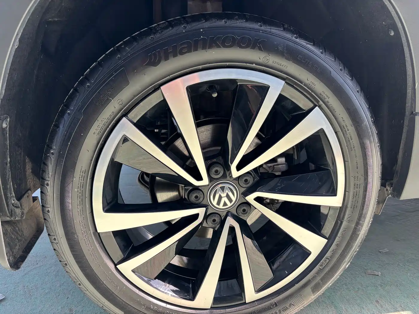 Volkswagen Tharu 2020 Facelift 330TSI 4WD Flagship Edition China VI фото 10