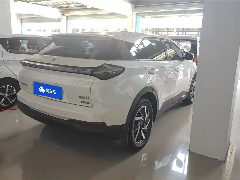 NEZHA AUTOMOBILE NEZHA U
