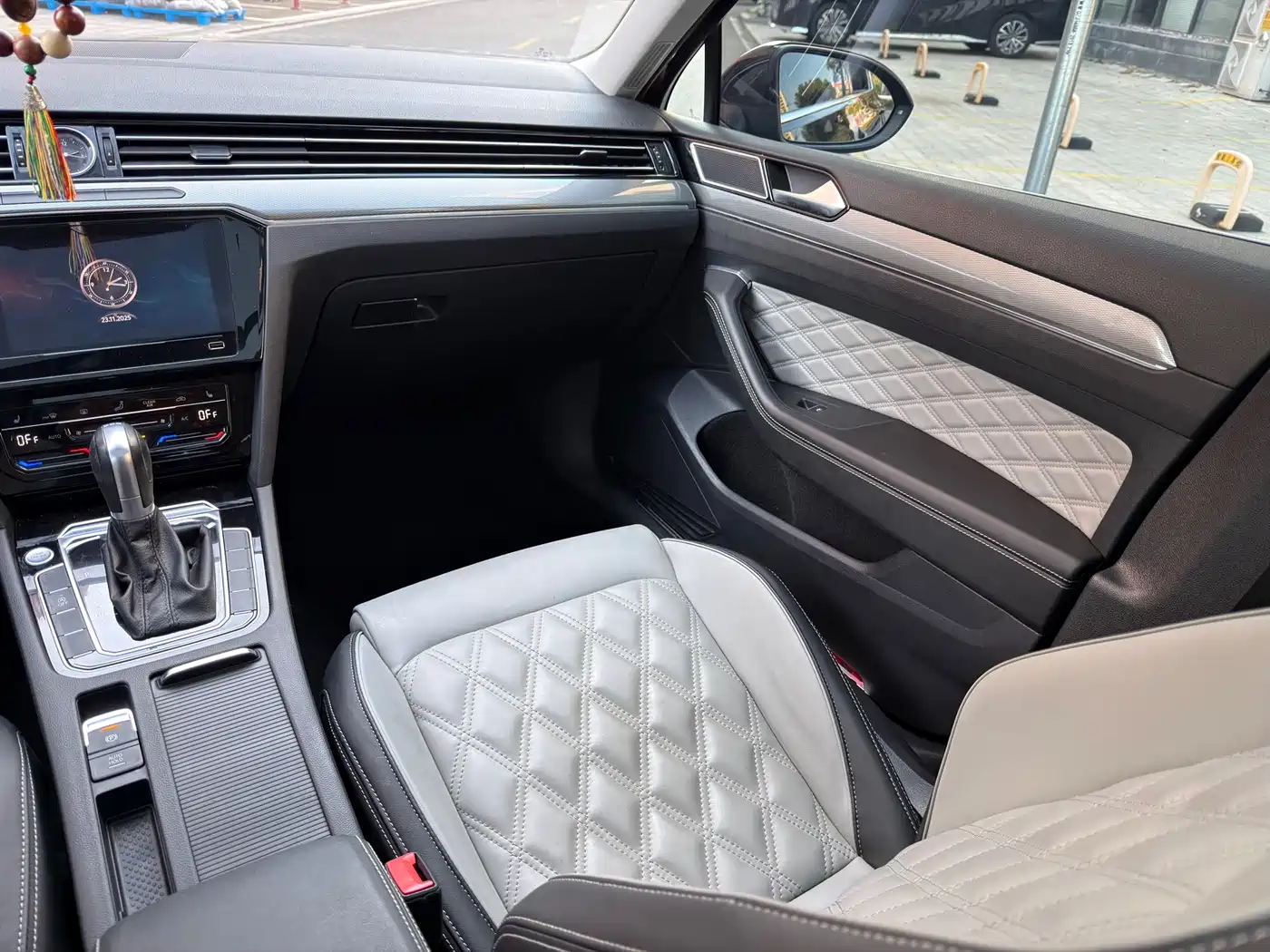 Volkswagen Magotan 2021 330TSI DSG 30th Anniversary Edition фото 11