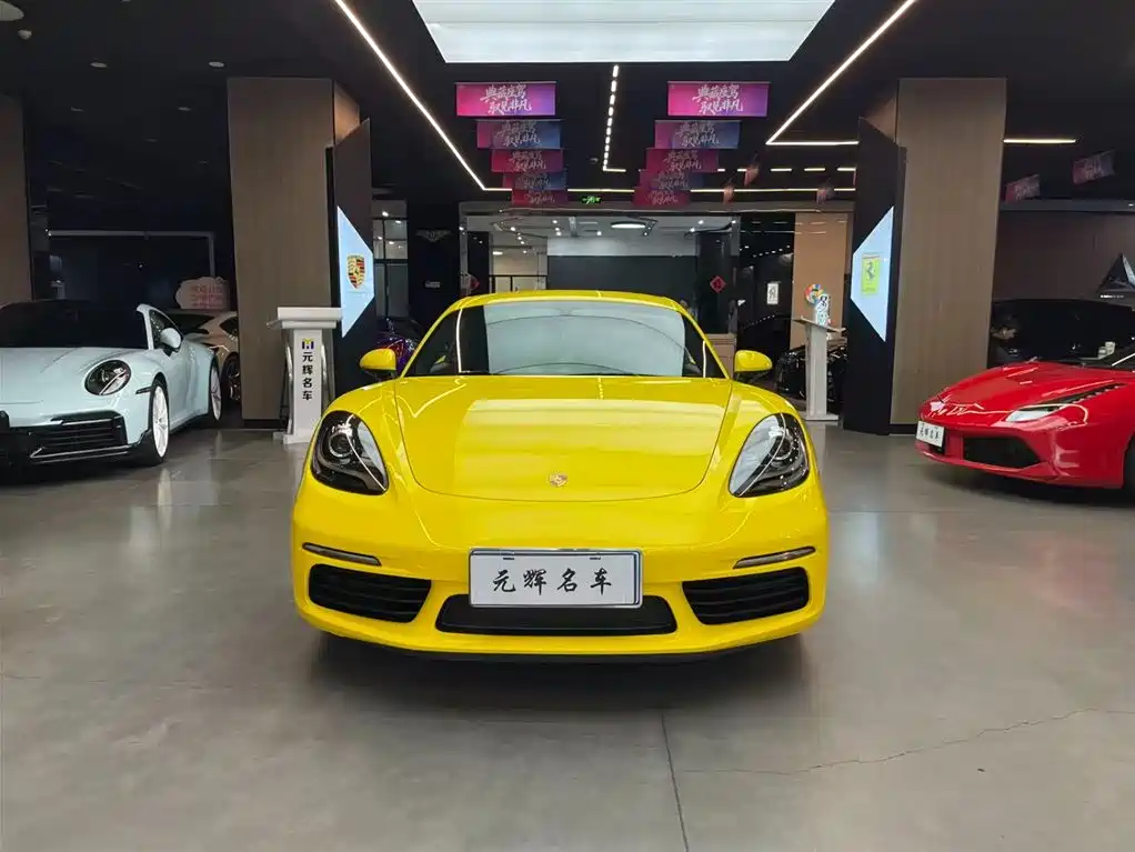Porsche 718 2018 Cayman 2.0T фото 2