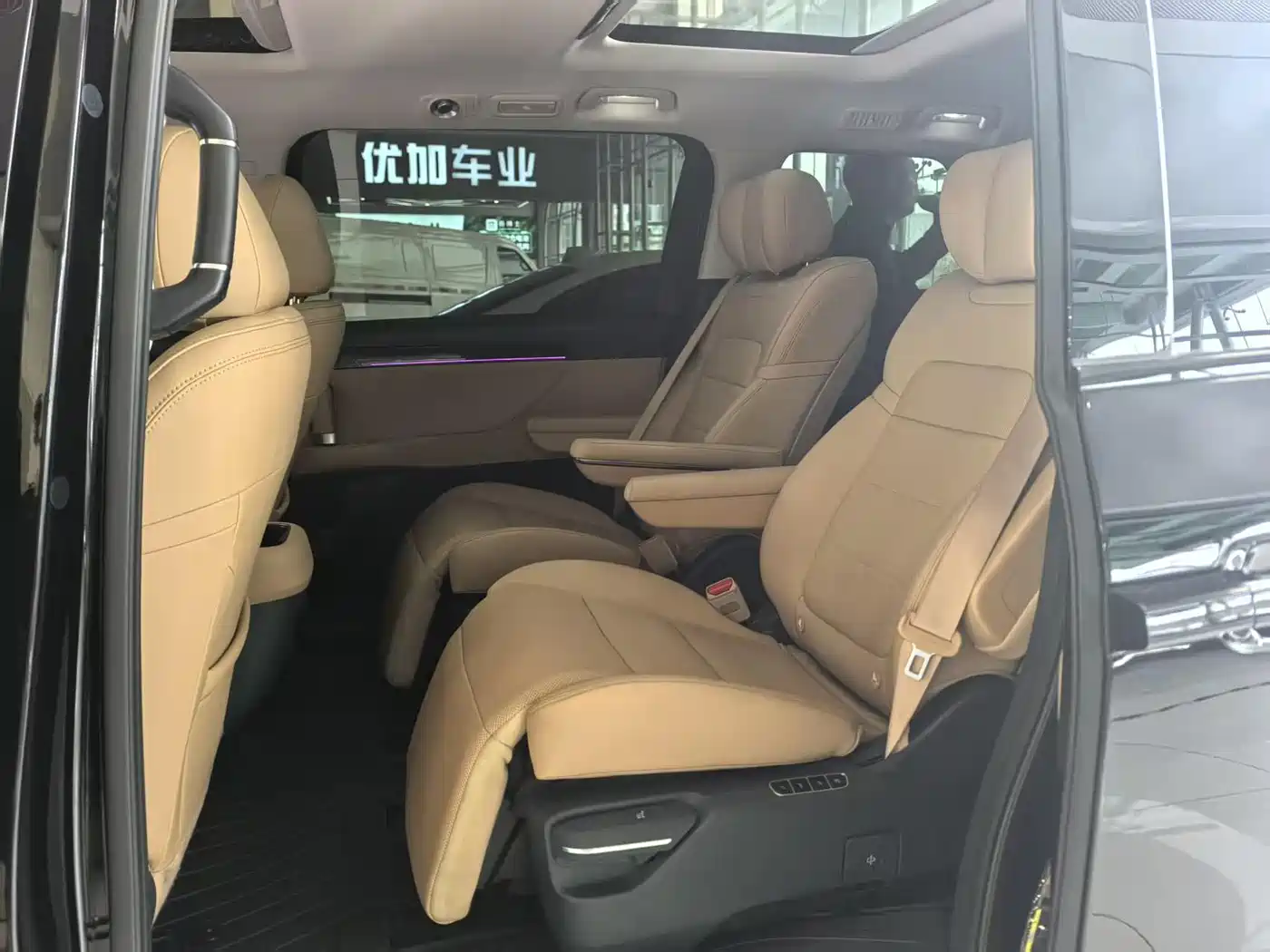 GAC TRUMPCHI E8 NEW ENERGY