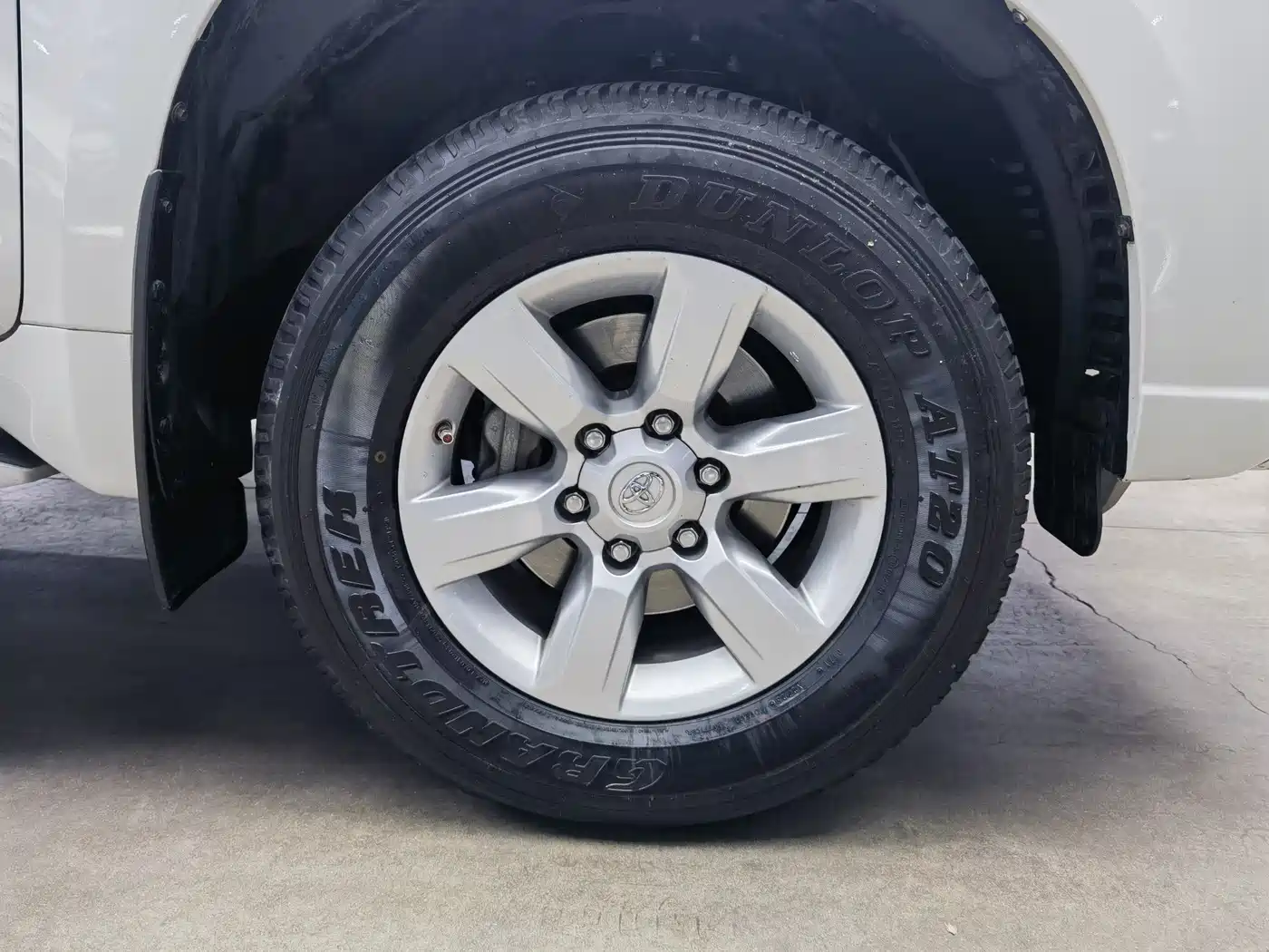 Toyota Prado 2016 2.7L Auto Luxury Edition фото 19