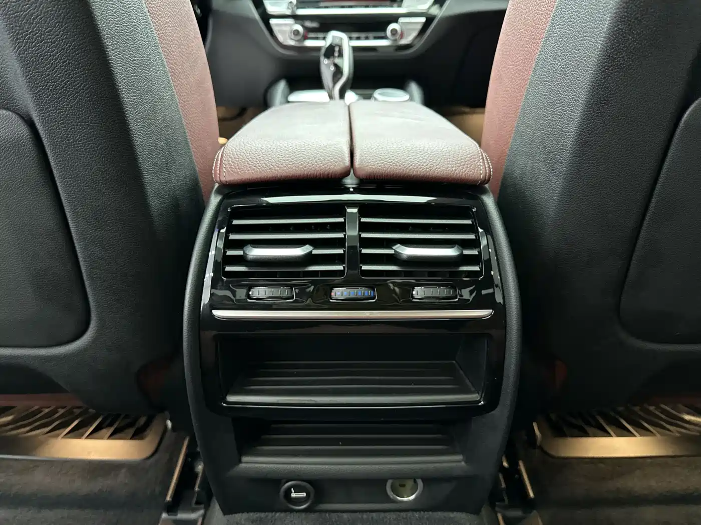 BMW 5 Series 2019 Facelift 530Li Leading M Sport Package фото 17