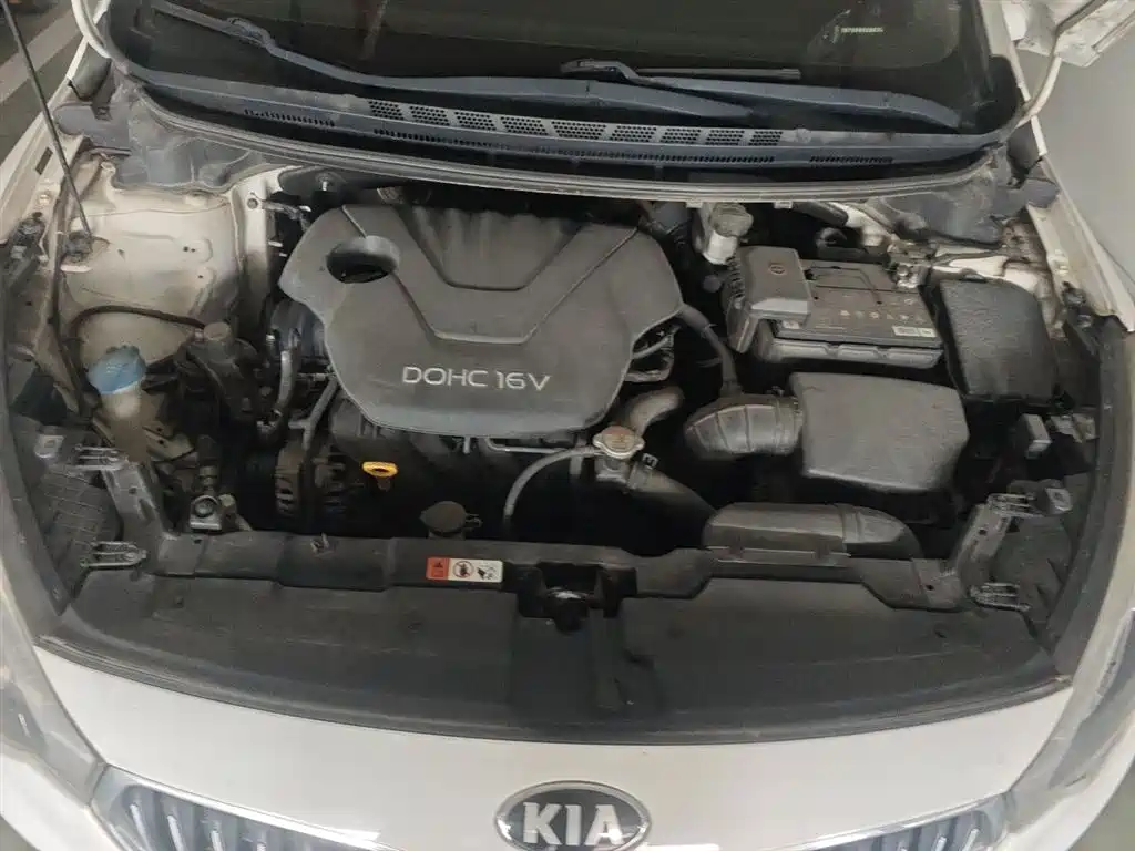 Kia K3 2013 1.6L Automatic GLS фото 17