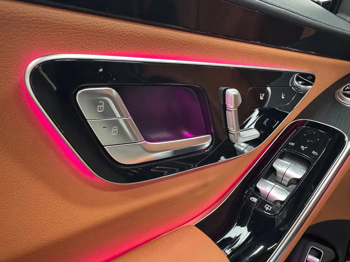 Mercedes-Benz S-Class 2024 S 400 L Business Edition фото 19