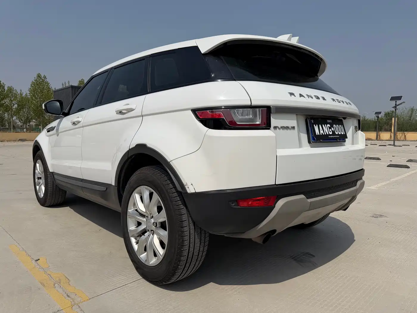 Photo 8 - Land Rover Range Rover Evoque