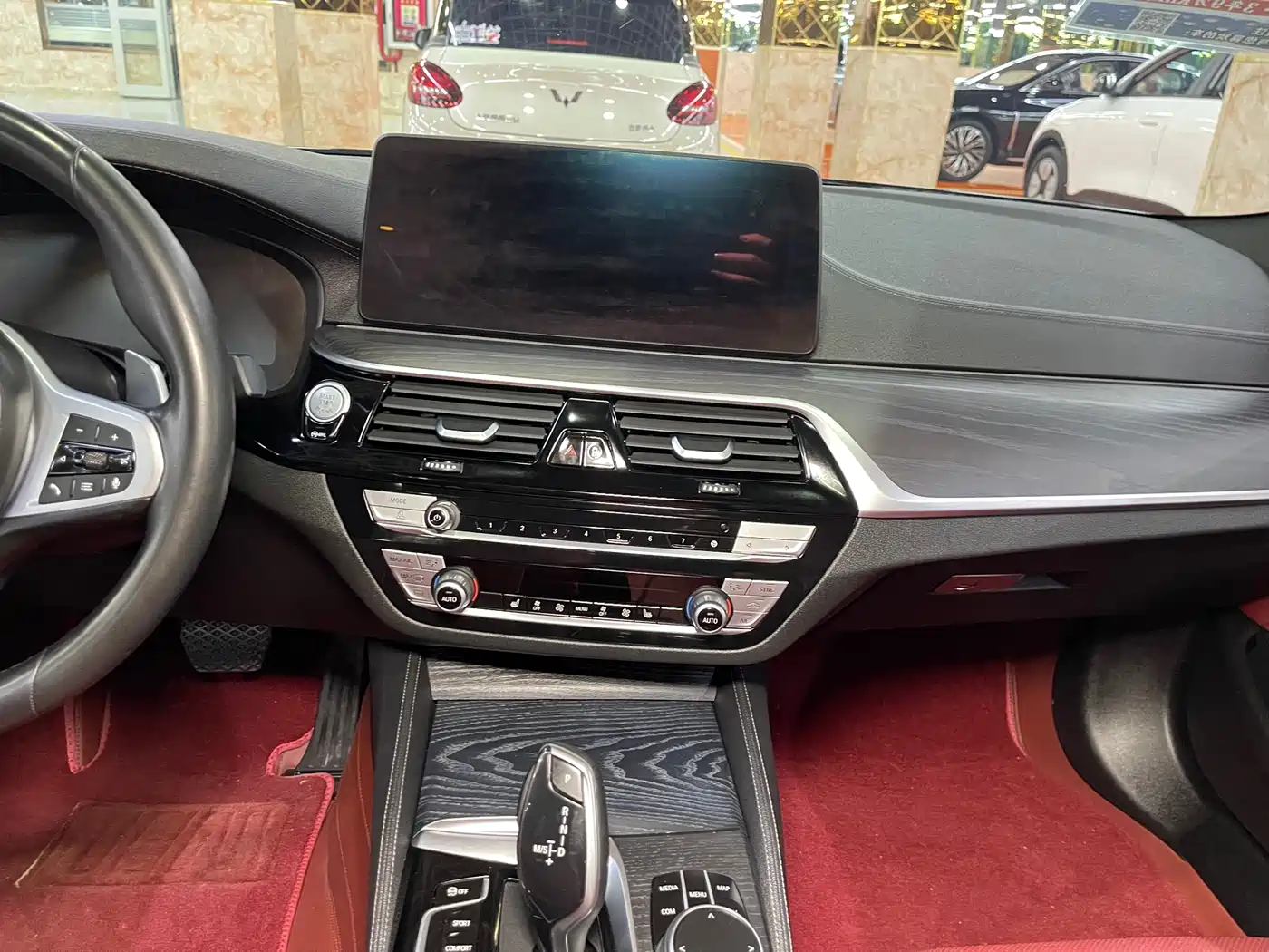 BMW 5 Series 2021 530Li Leading M Sport Package фото 12