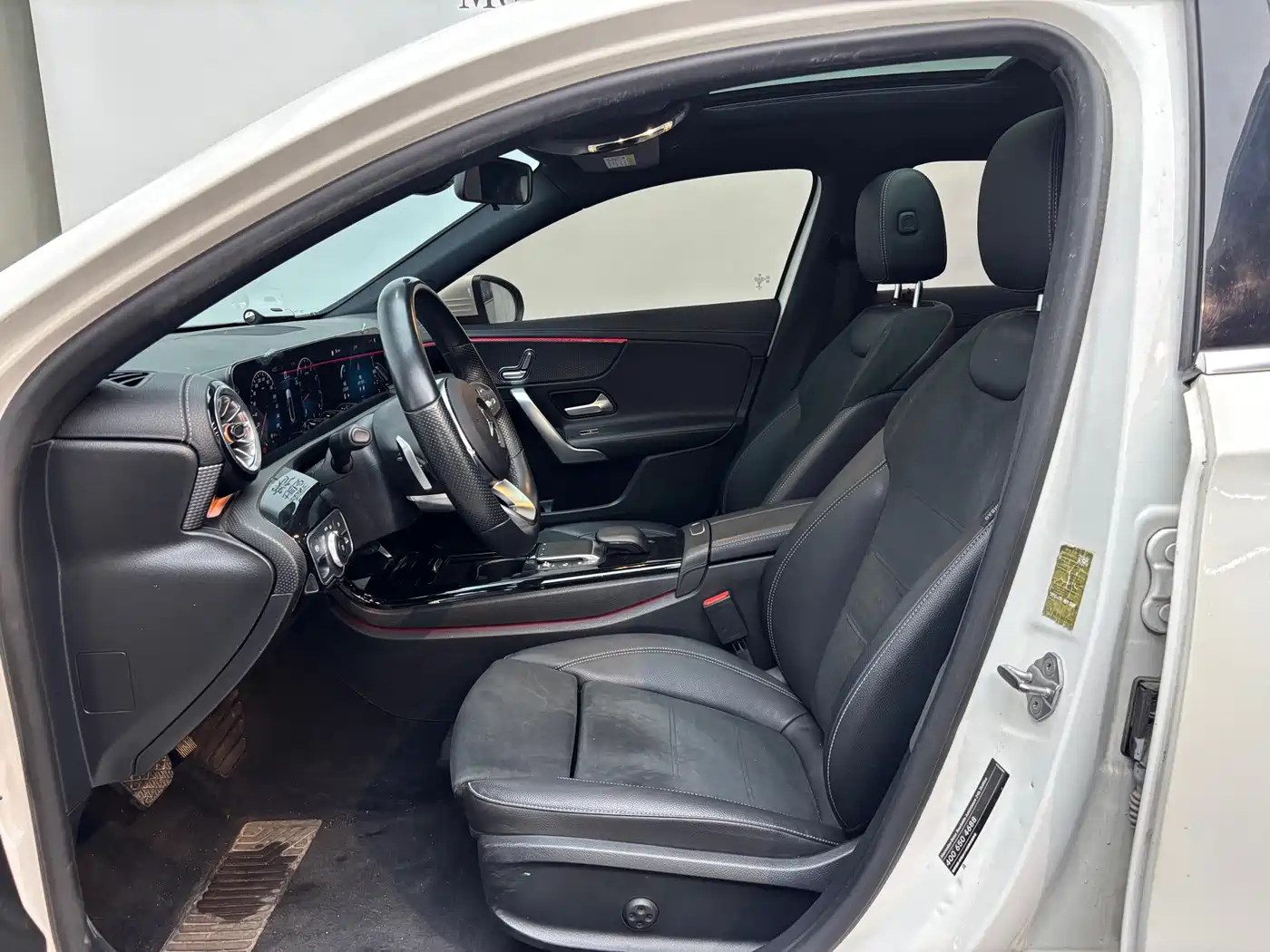 Mercedes-Benz A-Class 2021 A 200 L Sport Sedan Fashion Edition фото 14