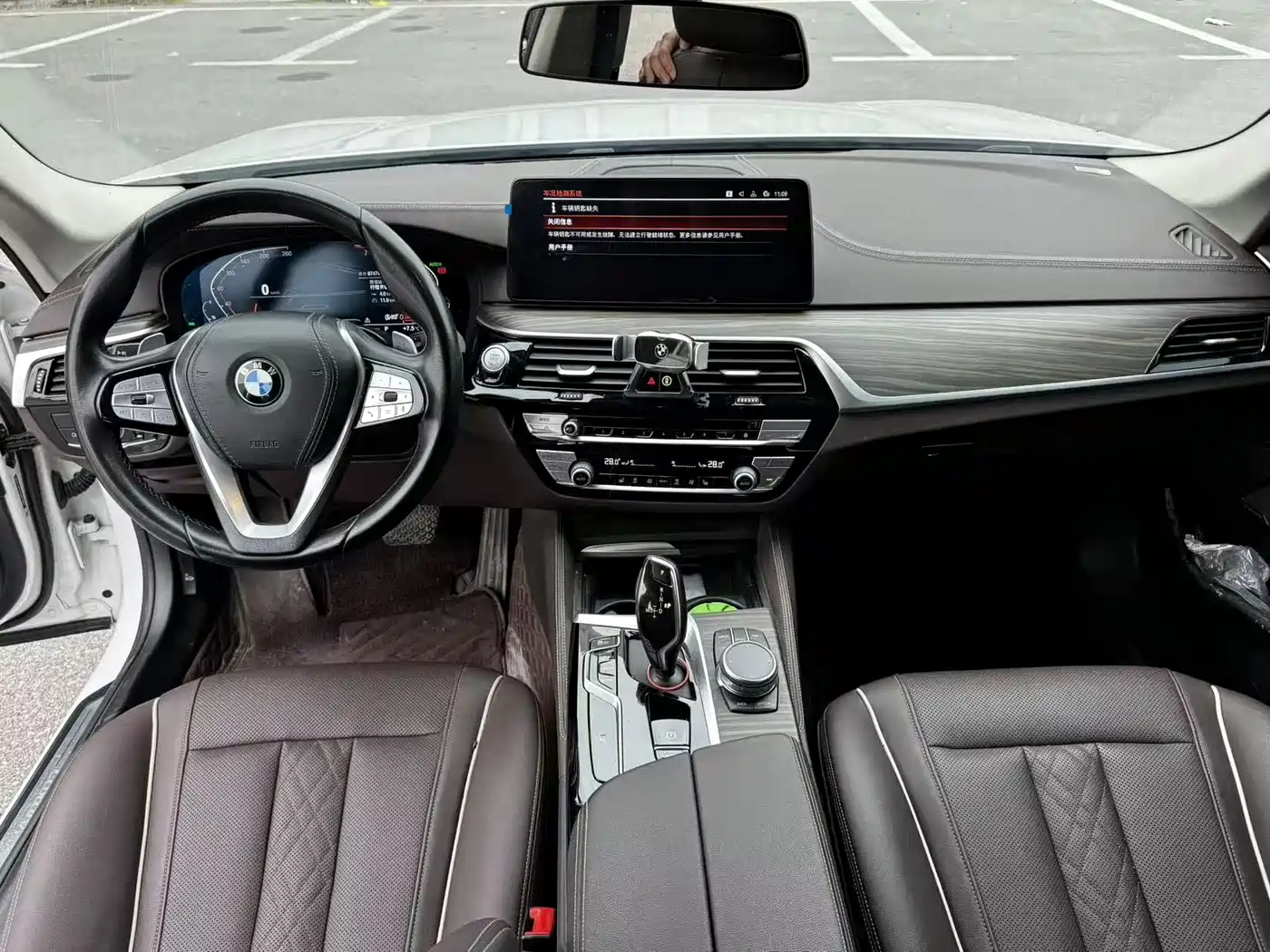BMW 5 Series 2023 530Li Leading Luxury Package фото 11