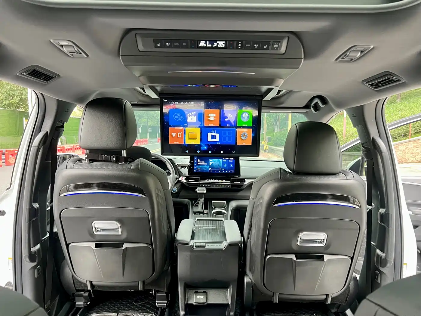 Toyota Sienna 2021 2.5L Hybrid Ultimate Edition фото 19