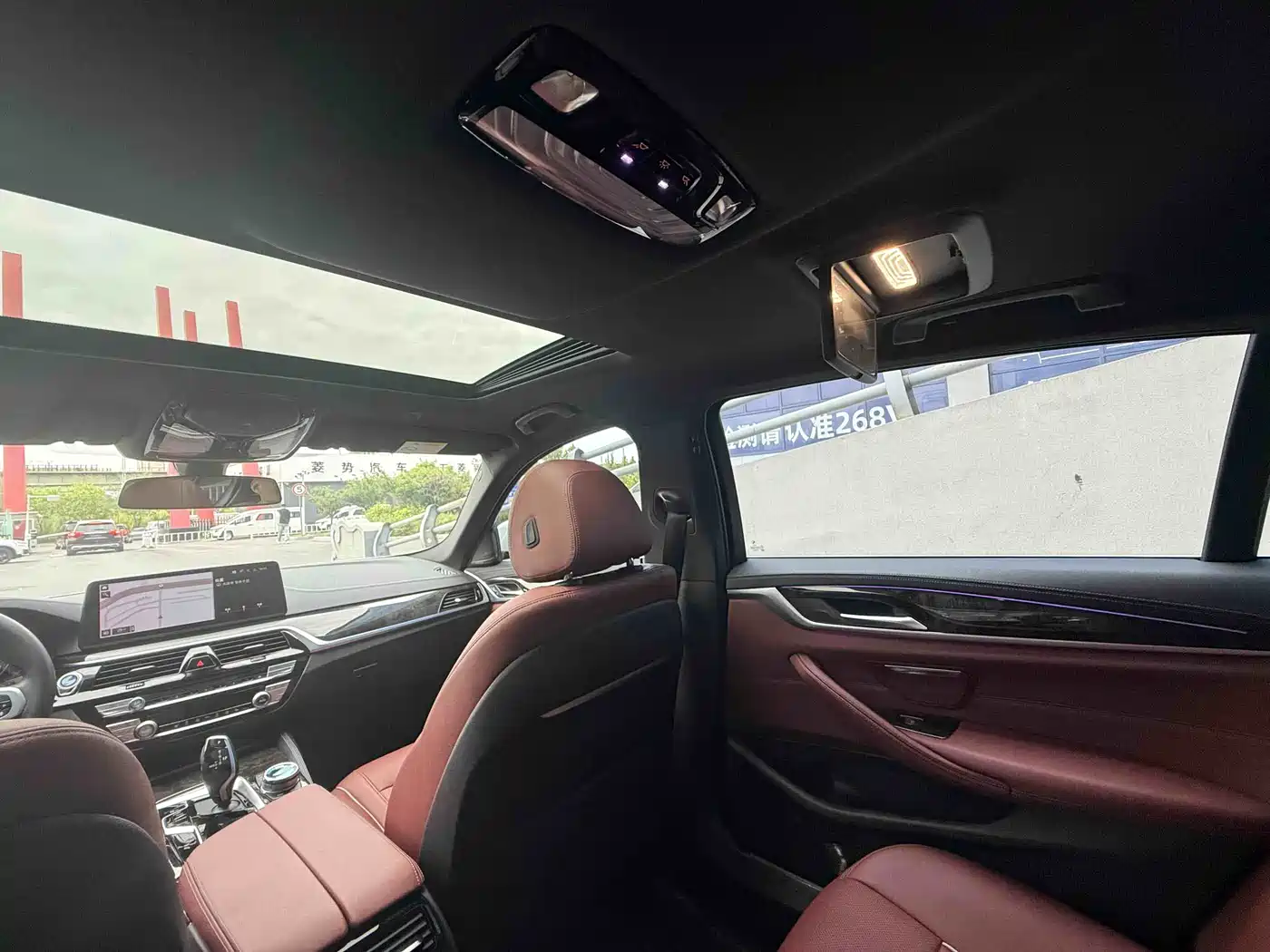 BMW 5 Series 2021 525Li M Sport Package фото 11