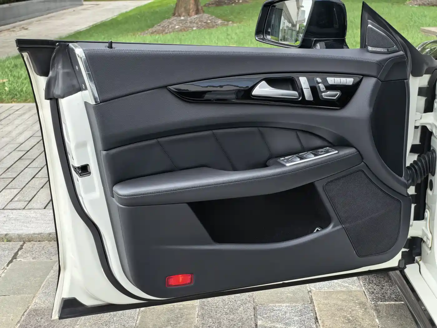 Mercedes-Benz CLS AMG 2015 AMG CLS 63 4MATIC фото 7