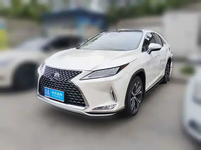 Lexus RX 2020 Facelift 300 AWD Elegance Edition — фото 1