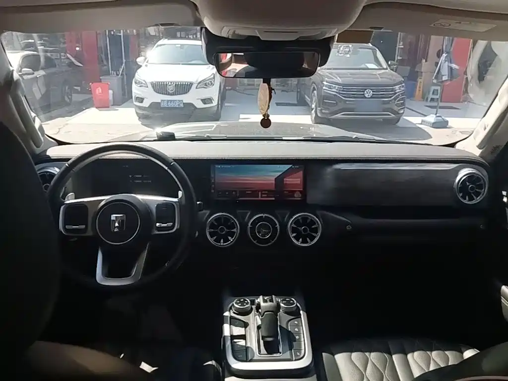 Tank 300 2021 Off-road Edition 2.0T Challenger фото 10