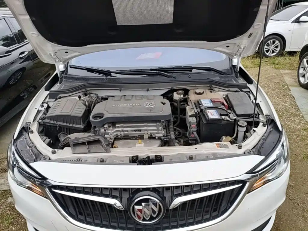 Фото 20 - Buick Excelle