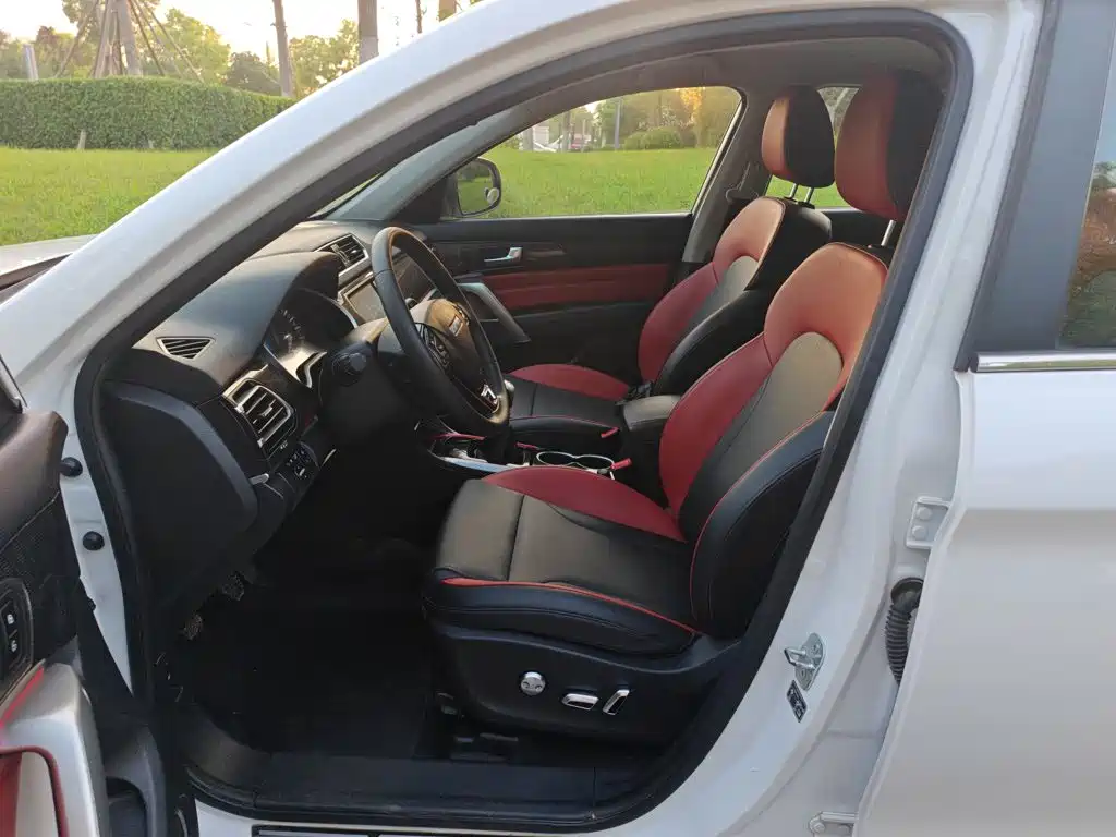 Photo 14 - Haval H2