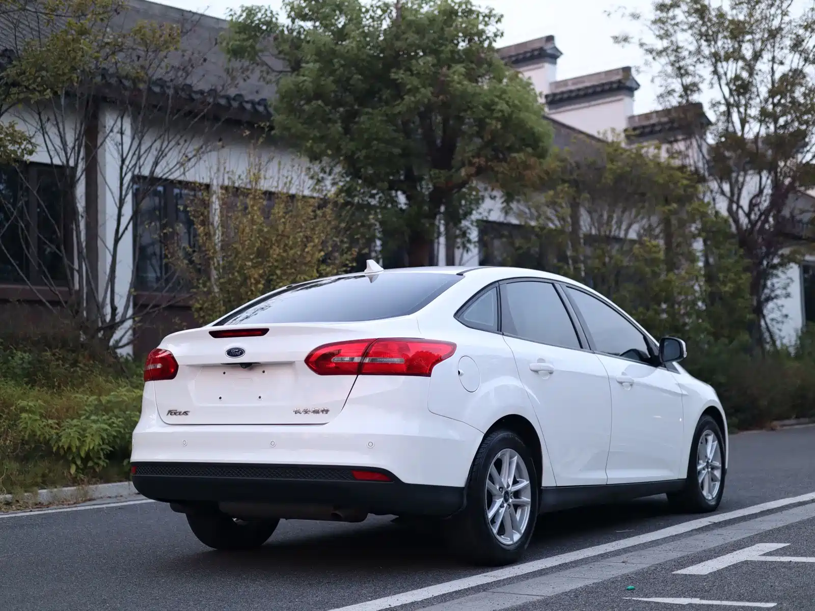 Фото 4 - Ford Focus