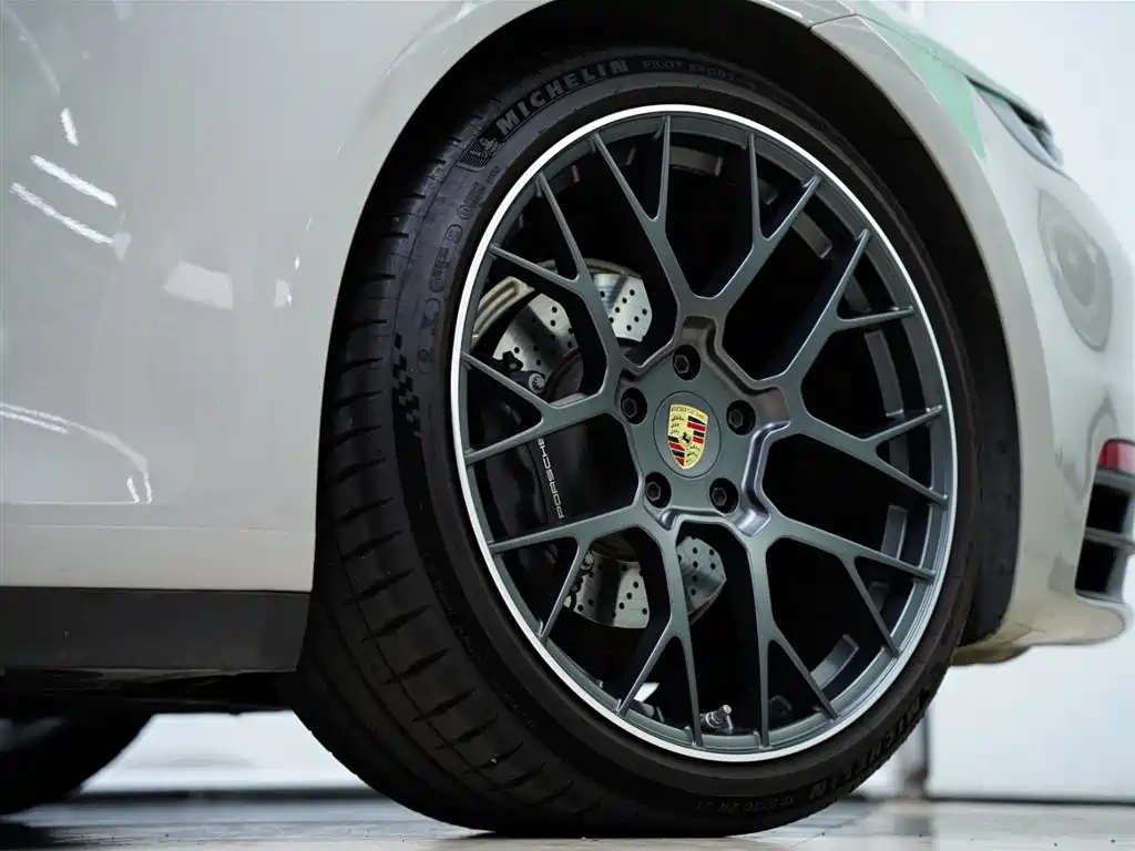 Porsche 911 2023 Carrera 3.0T фото 27