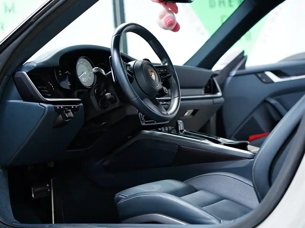 Porsche 911 2023 Carrera 3.0T фото 31