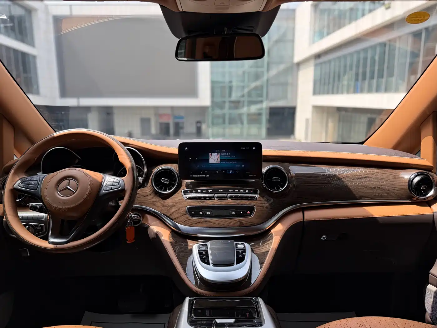 MERCEDES-BENZ V CLASS