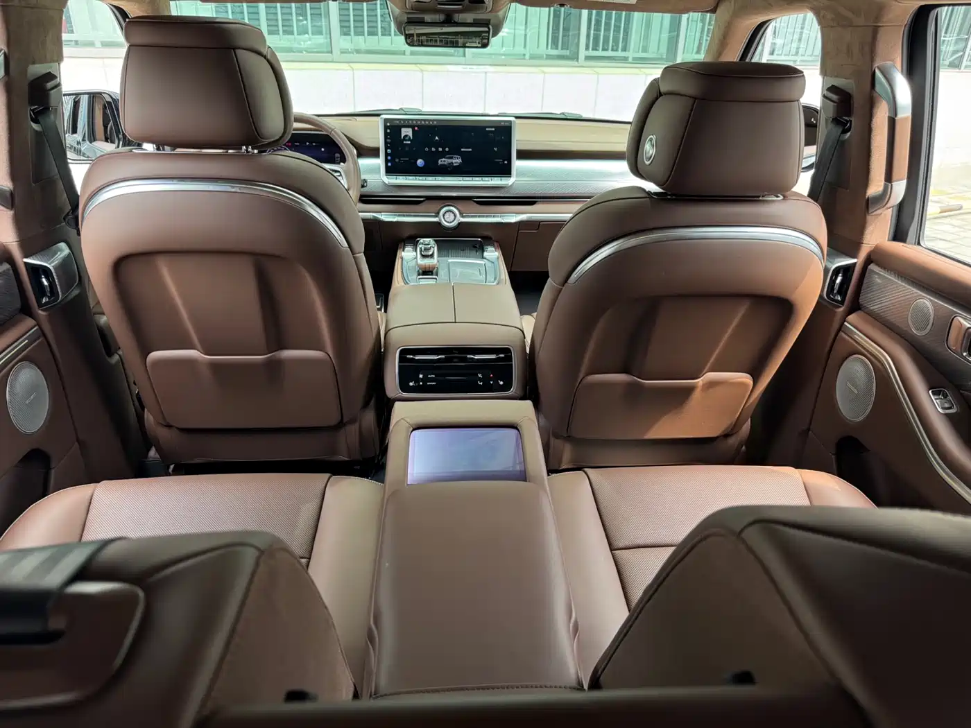 TANK TANK 700 NEW ENERGY