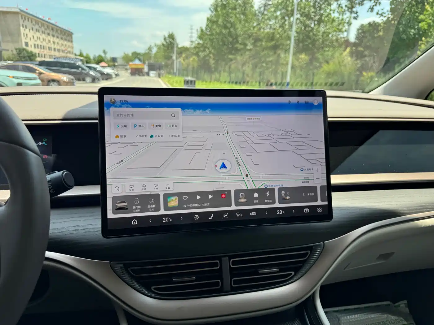 Denza D9 2023 2022 DM-i 970 AWD Flagship