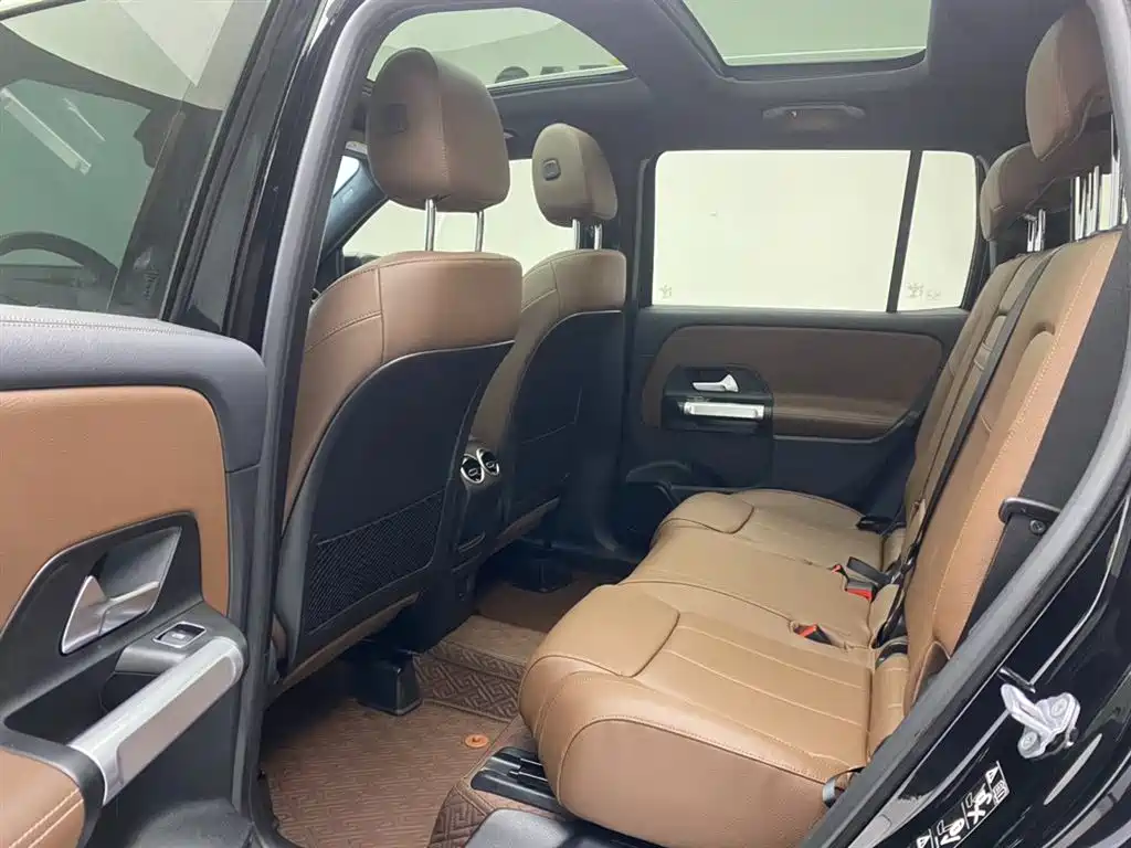 Mercedes-Benz GLB 2023 GLB 200 Style фото 25
