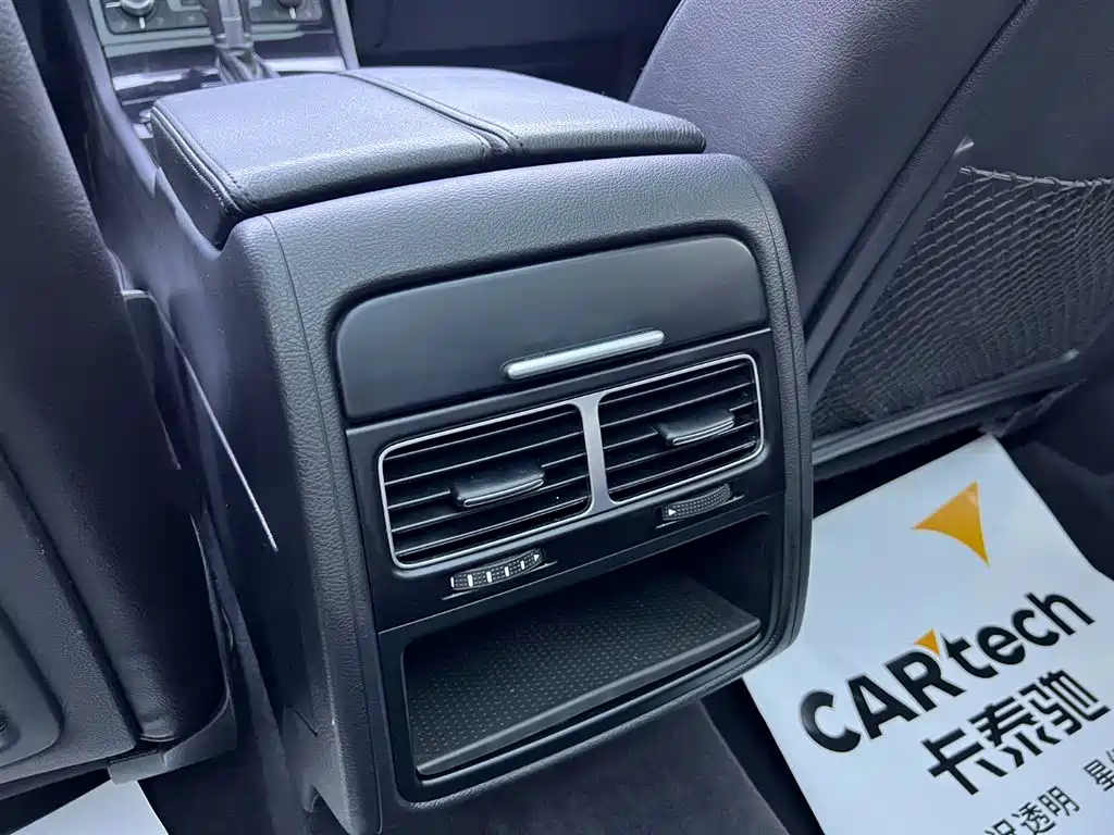 Volkswagen Touareg 2017 3.0TSI Explorer Edition фото 21
