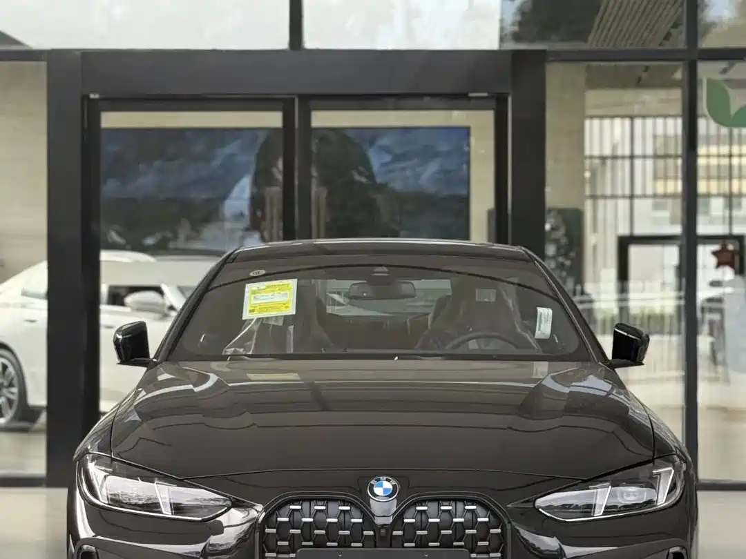 BMW 4 Series фото 2
