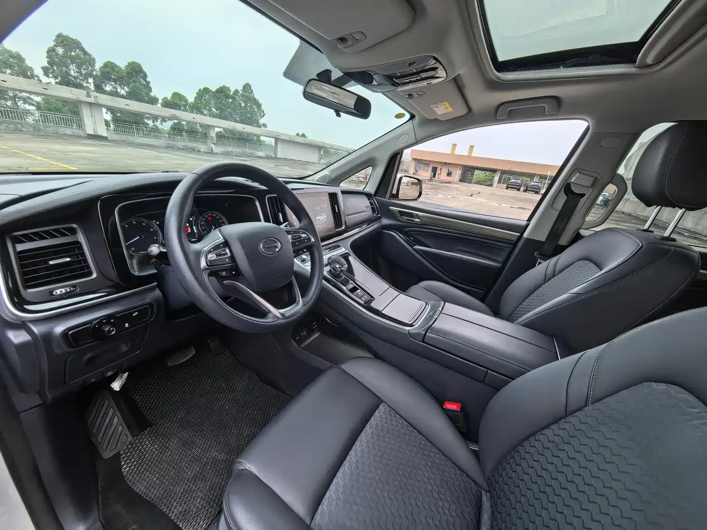 GAC Trumpchi Trumpchi M8 2023 Leading Series 390T Luxury Edition фото 10