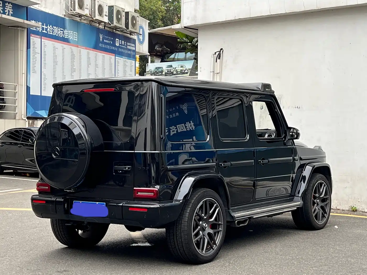 Mercedes-Benz G-Class AMG 2022 AMG G 63 55th Anniversary Edition фото 9