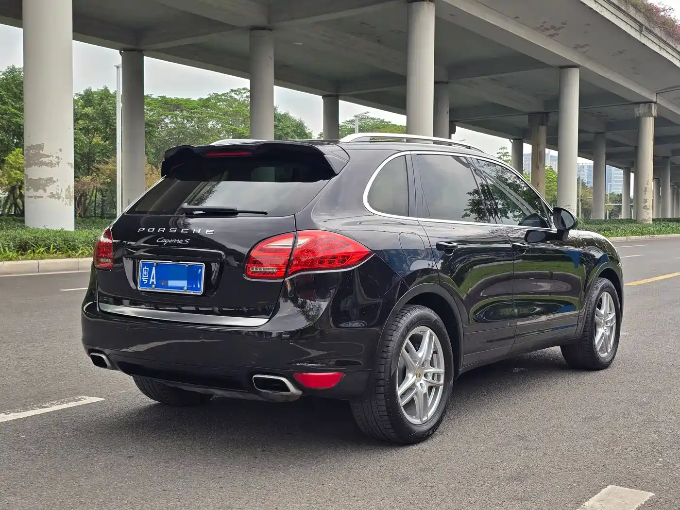Porsche Cayenne 2011 Cayenne 3.0T фото 18