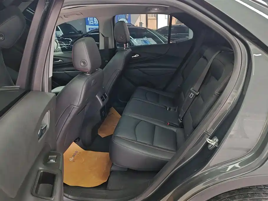 Chevrolet Equinox 2019 Redline 550T Automatic AWD Explorer RS Edition (China V) фото 11