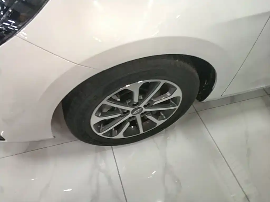 Chery Arrizo 5 2026 2025 Model Year Excellence Edition 1.5L CVT Trend