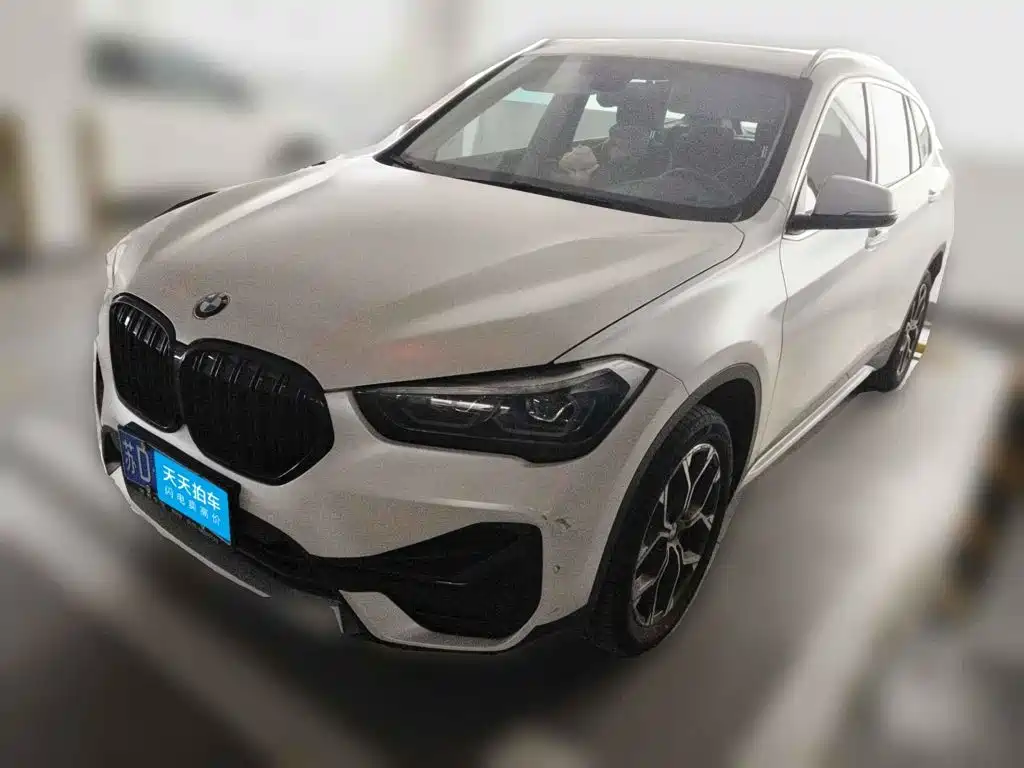 Фото 1 - BMW X1