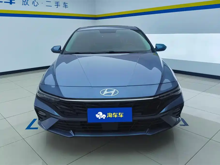 Hyundai Elantra 2023 1.5L CVT GLX Elite Edition фото 2