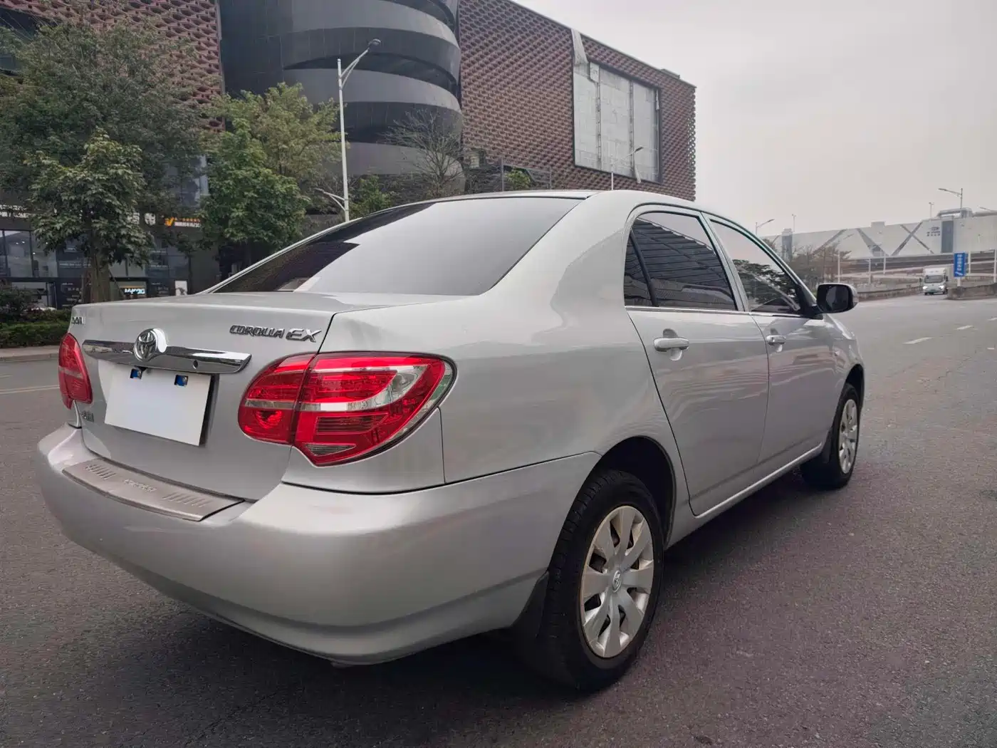 Toyota Corolla 2013 1.6L Automatic Excellence Edition фото 4