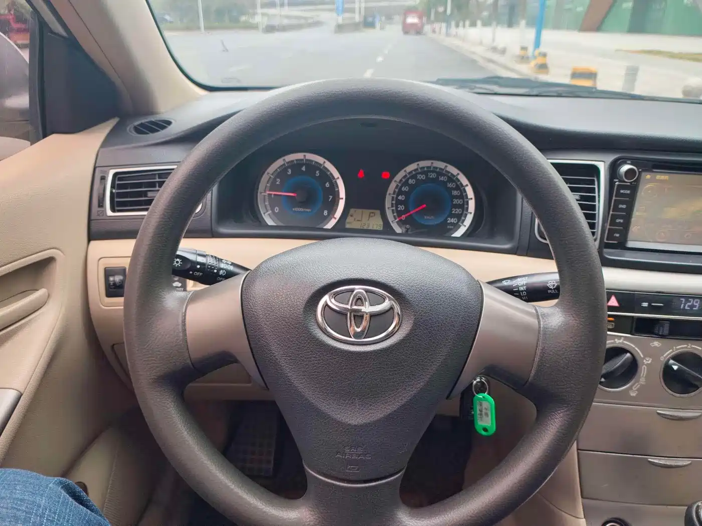 Toyota Corolla 2013 1.6L Automatic Excellence Edition фото 17