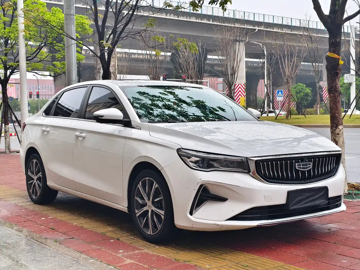 GEELY AUTOMOBILE EMGRAND