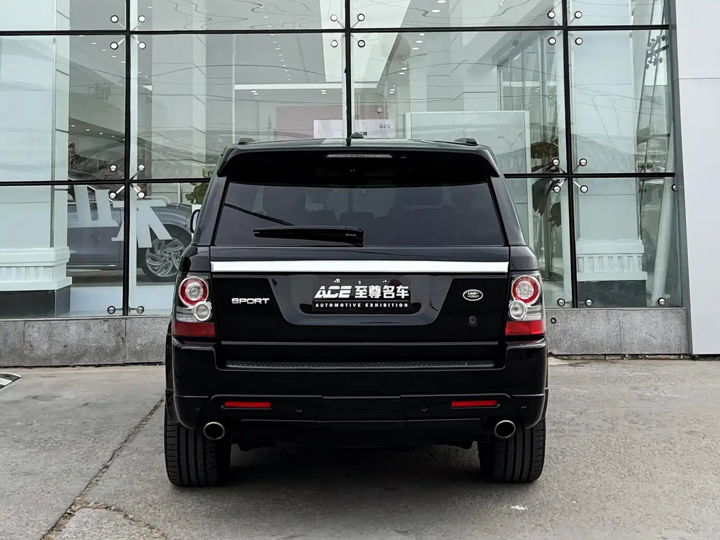 Land Rover Range Rover Sport 2010 5.0 SC V8 HSE фото 5