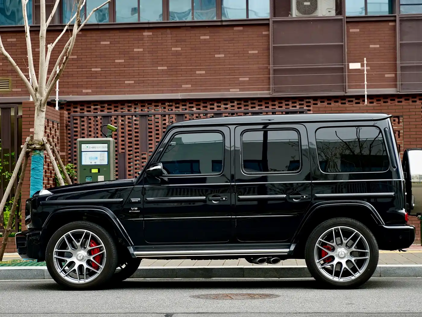 Mercedes-Benz G-Class AMG 2023 AMG G 63 фото 4