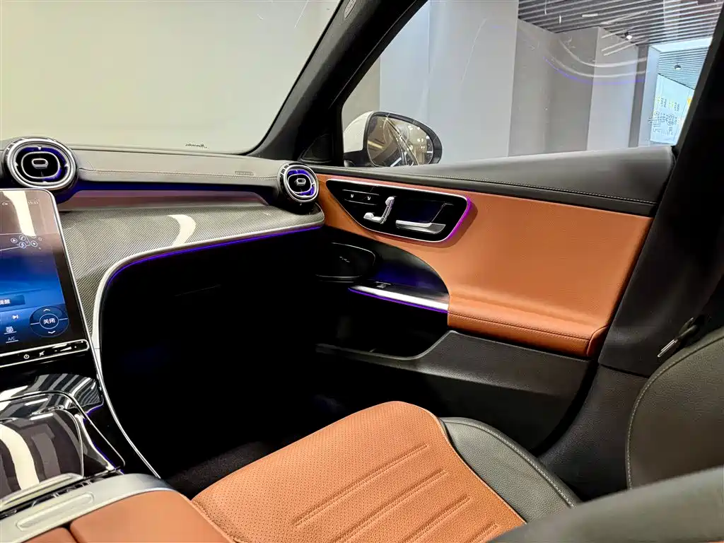 Mercedes-Benz C-Class 2023 Facelift C 260 L Sport Edition фото 25