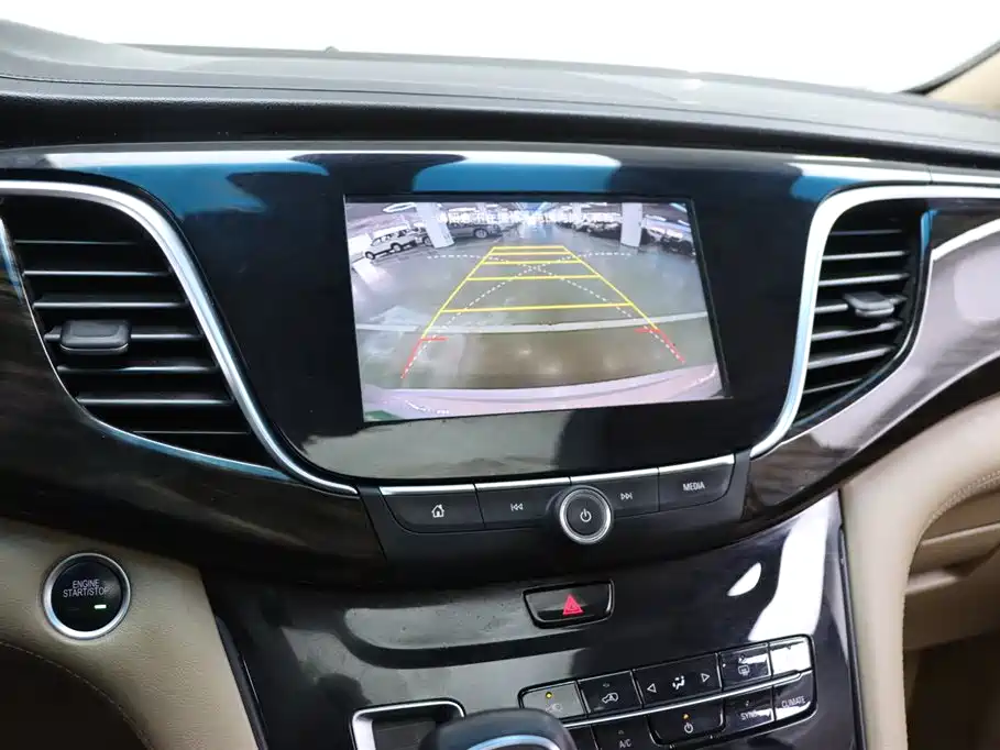 Buick GL8 2018 ES 28T Luxury Type China VI фото 9