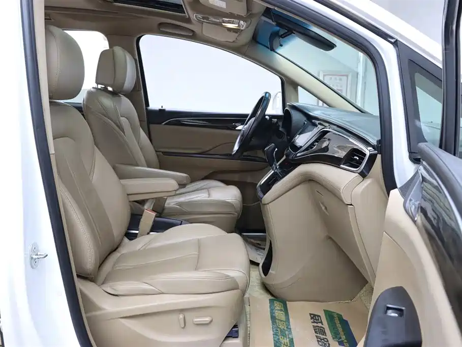 Buick GL8 2018 ES 28T Luxury Type China VI фото 15