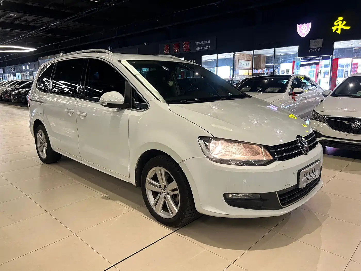 Volkswagen Sharan 2016 2016 380TSI Comfort 7-seater