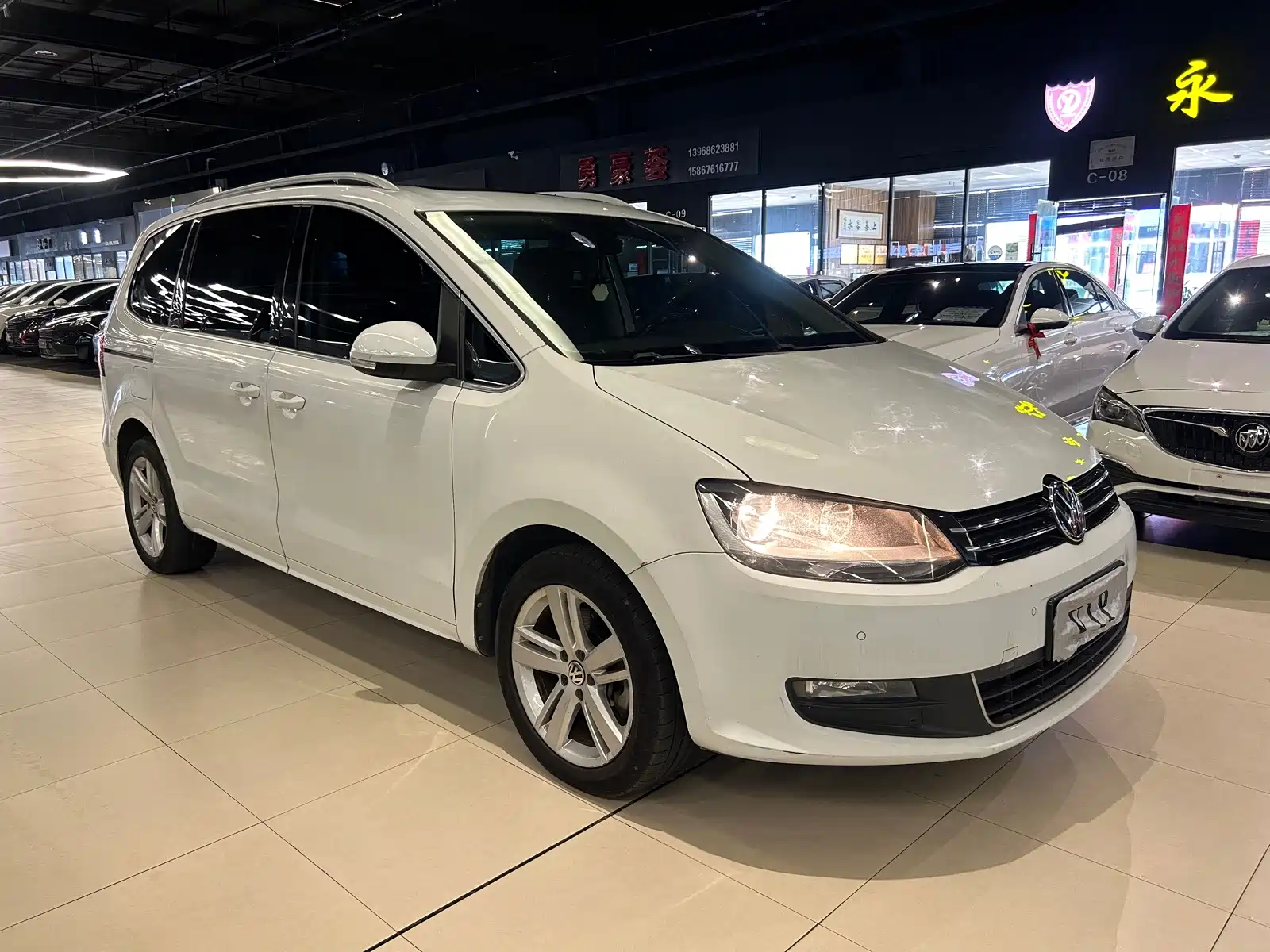 Фото 2 - Volkswagen Sharan
