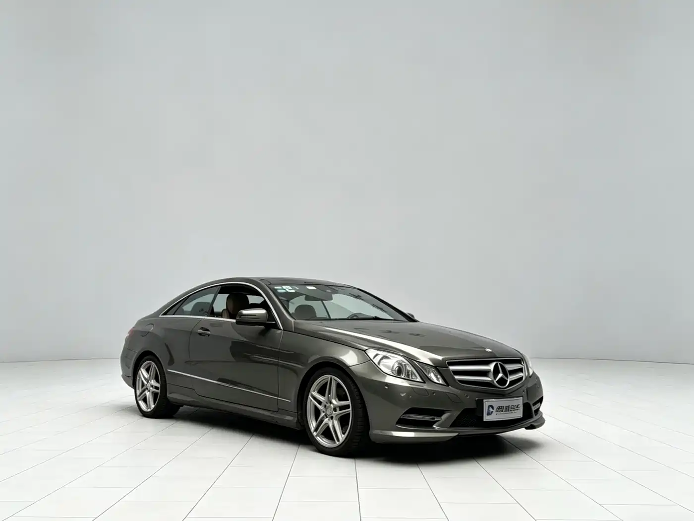 Mercedes-Benz E-Class (Import) 2012 E 260 CGI Coupe фото 3