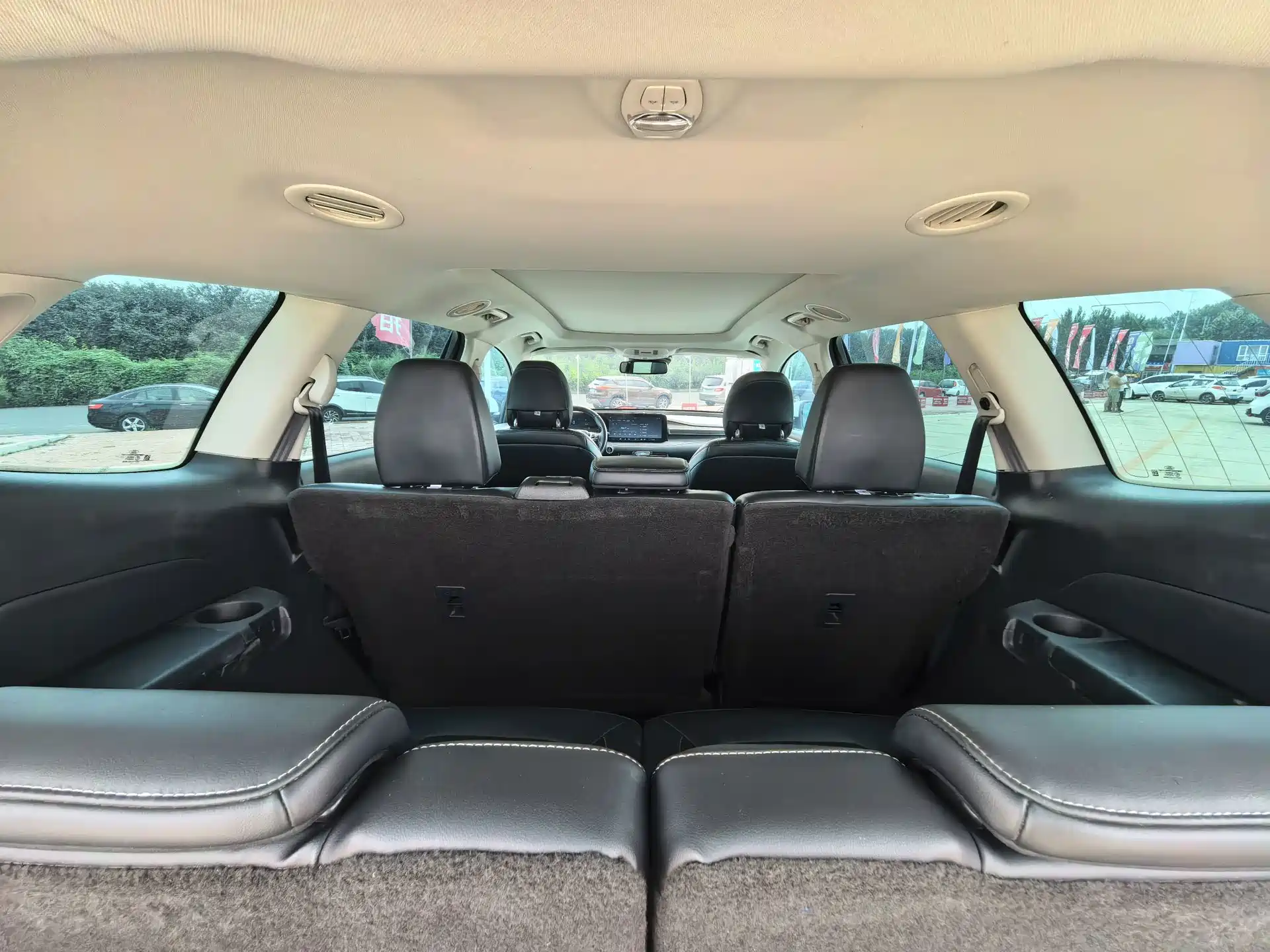 Фото 4 - Ford Edge